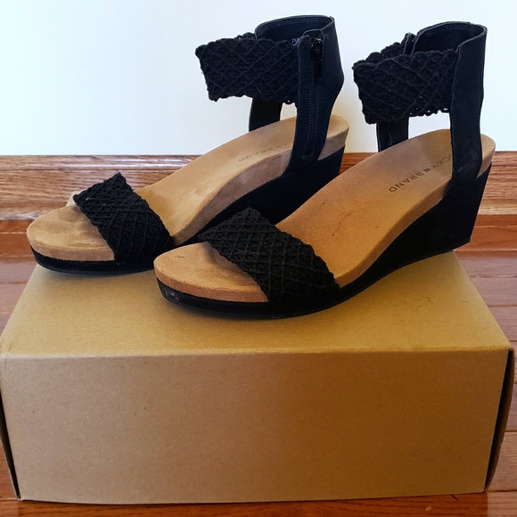 Lucky Brand Shoes - Women's Lucky Brand Wedge Sandal